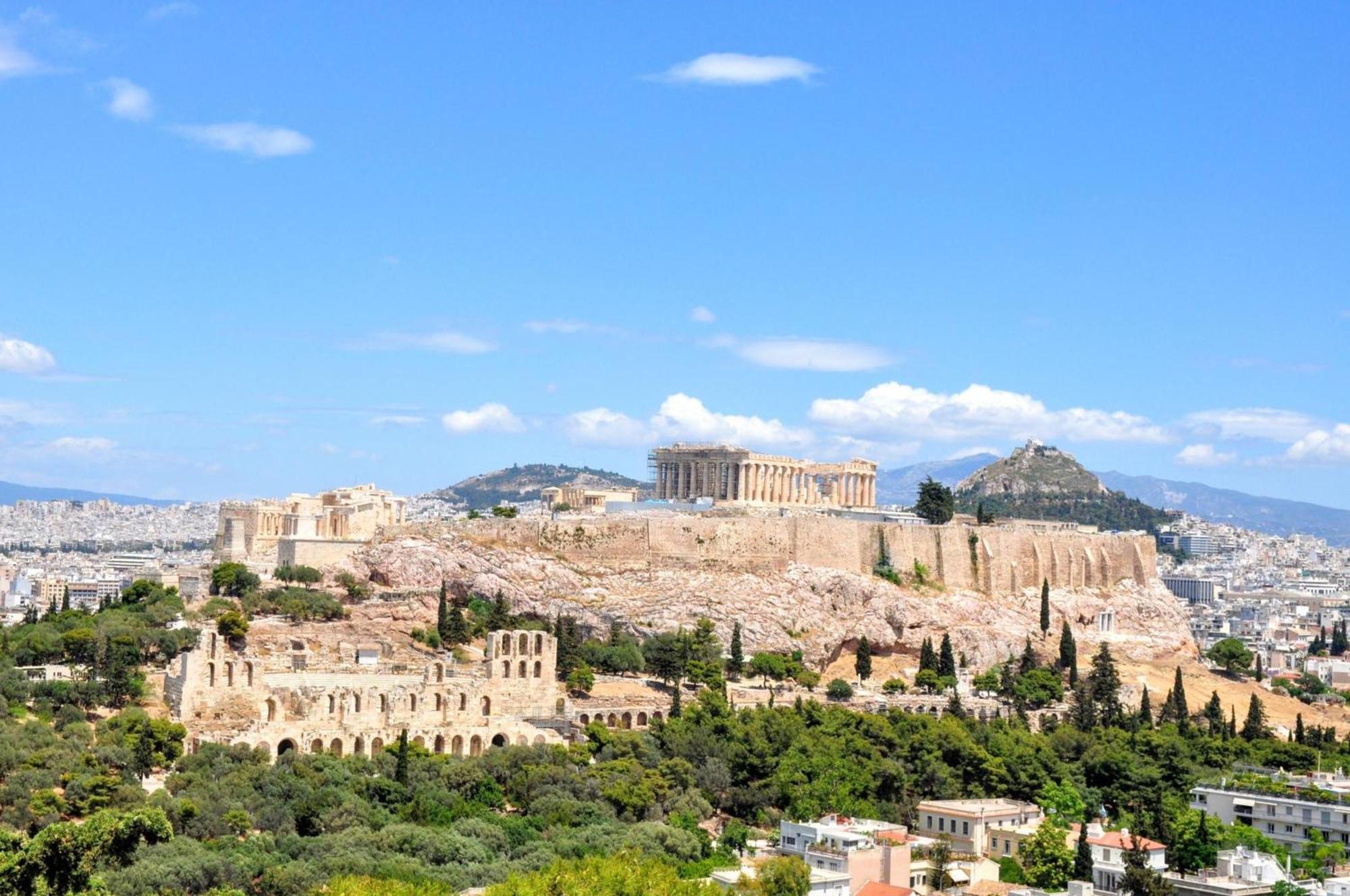 Elegant Apartment In Acropolis With Roof Garden Athén Kültér fotó